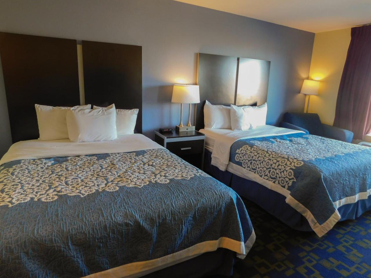 Days Inn & Suites By Wyndham Pocahontas Extérieur photo