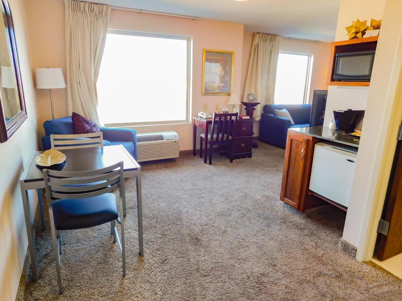 Days Inn & Suites By Wyndham Pocahontas Extérieur photo