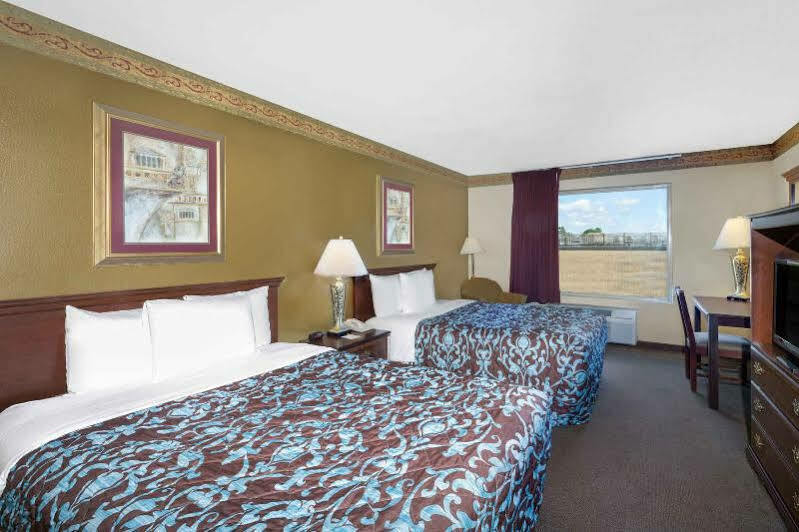 Days Inn & Suites By Wyndham Pocahontas Extérieur photo